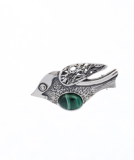 Серебряная брошь с малахитом "Птица"