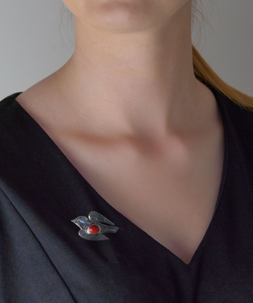 Sidabrinė sagė su koralu "Paukštis" Goldinga 03935