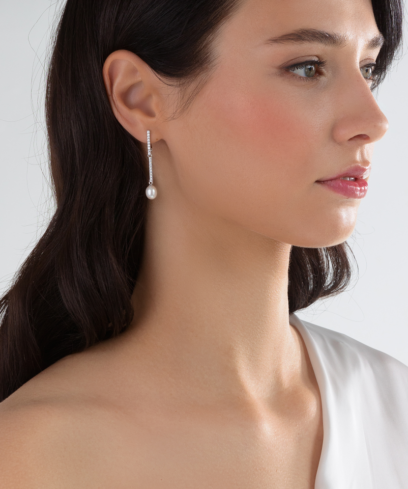 Hõbekõrvarõngad pärlite ja tsirkoonidega - Pärliga kõrvarõngad - Goldinga