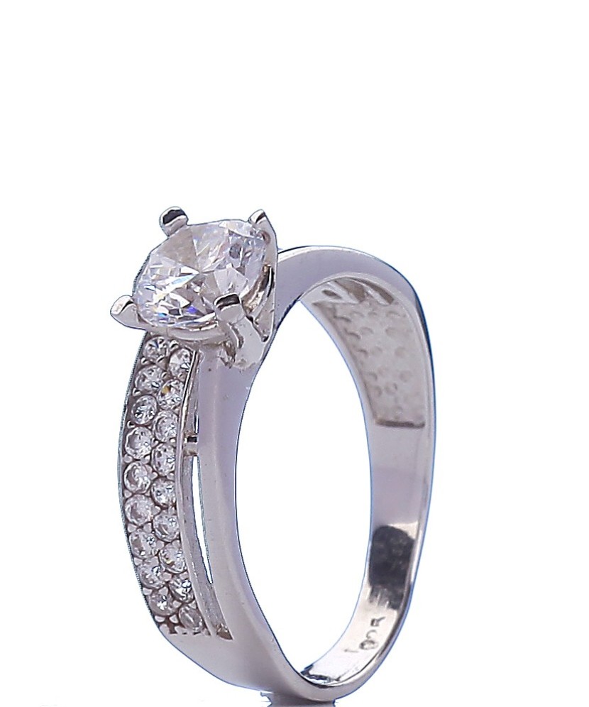 Hõbesõrmus tsirkoonidega - Hõbesõrmused - Goldinga