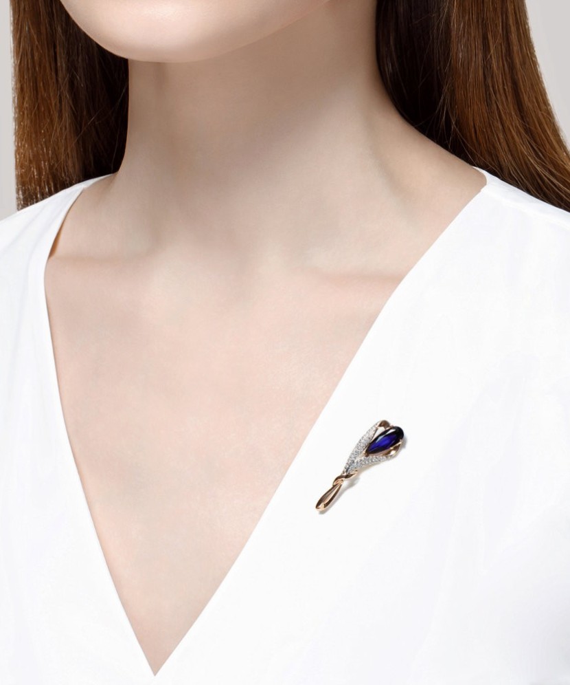 Kullast pross korundidega - Prossid - Goldinga