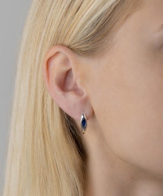 Серьги из серебра с цирконом