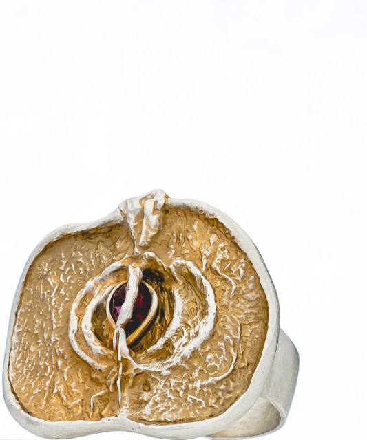 Sidabrinis žiedas su granatu "obuolys" Goldinga 02661