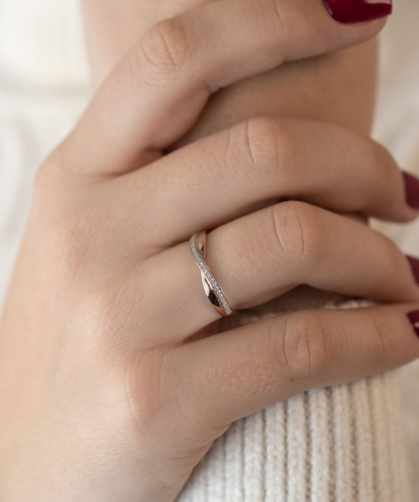 Kuldsõrmus briljantidega - Kuldsõrmused kalliskividega - Goldinga