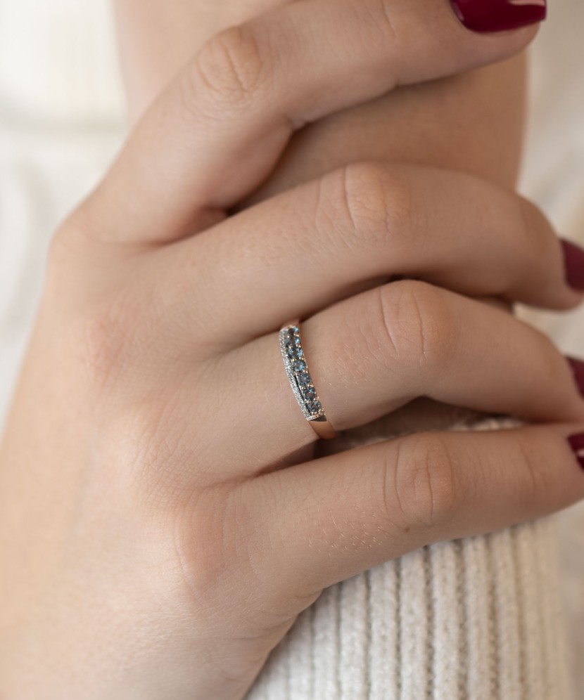 Kuldsõrmus Londoni topaasidegas ja briljantidega - Kuldsõrmused kalliskividega - Goldinga