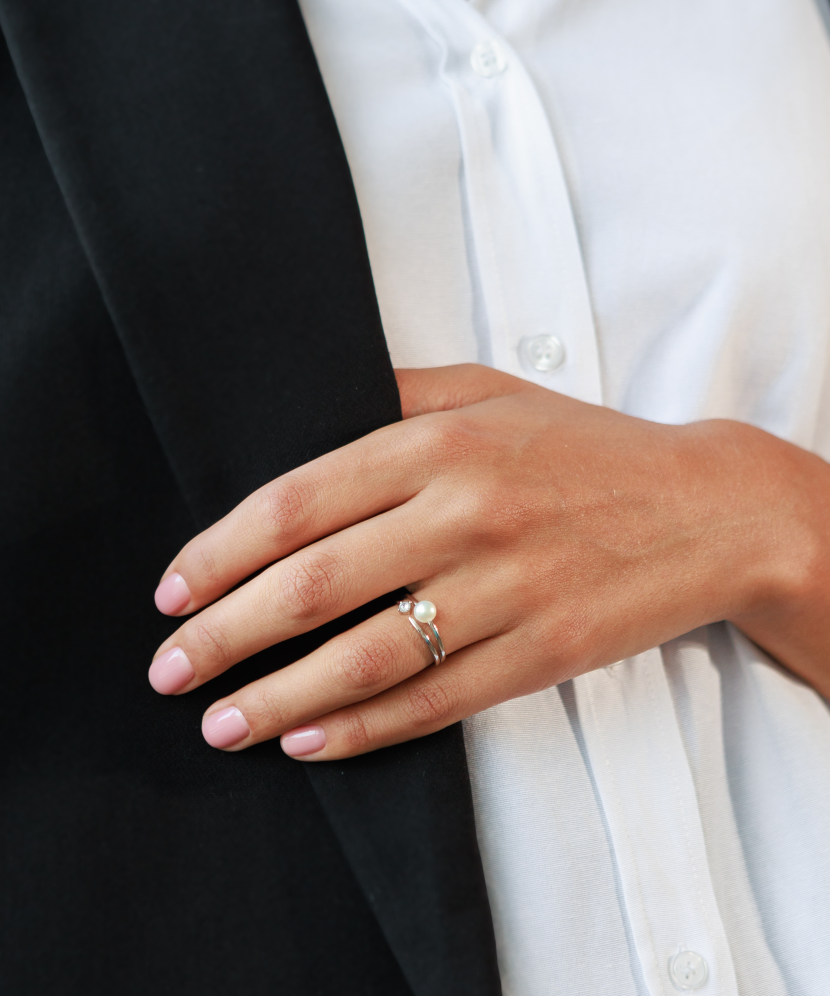 Hõbesõrmus pärli - Hõbesõrmused - Goldinga