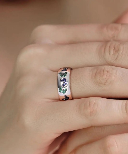 Hõbesõrmus spinellidega ja nano safiirid