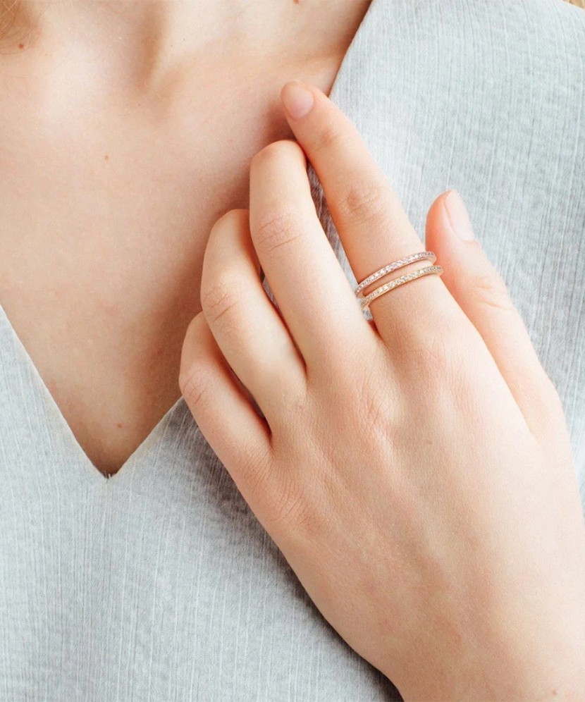 Kullatud Hõbesõrmus tsirkoonidega