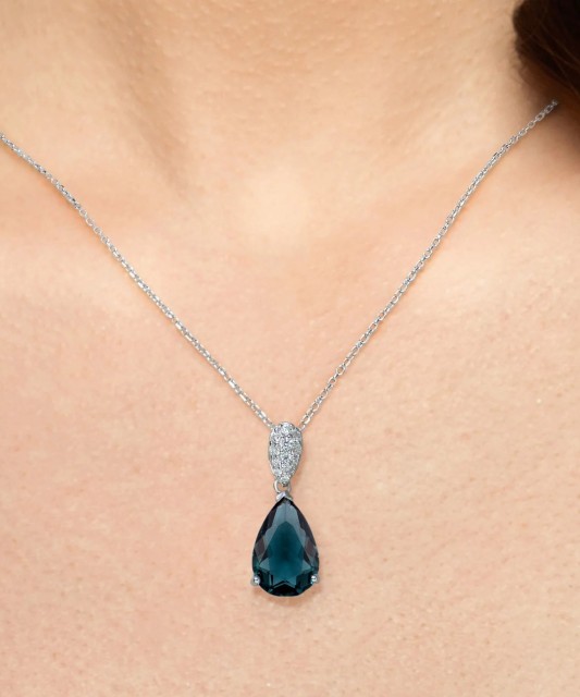 Серебряный подвеска с цирконами