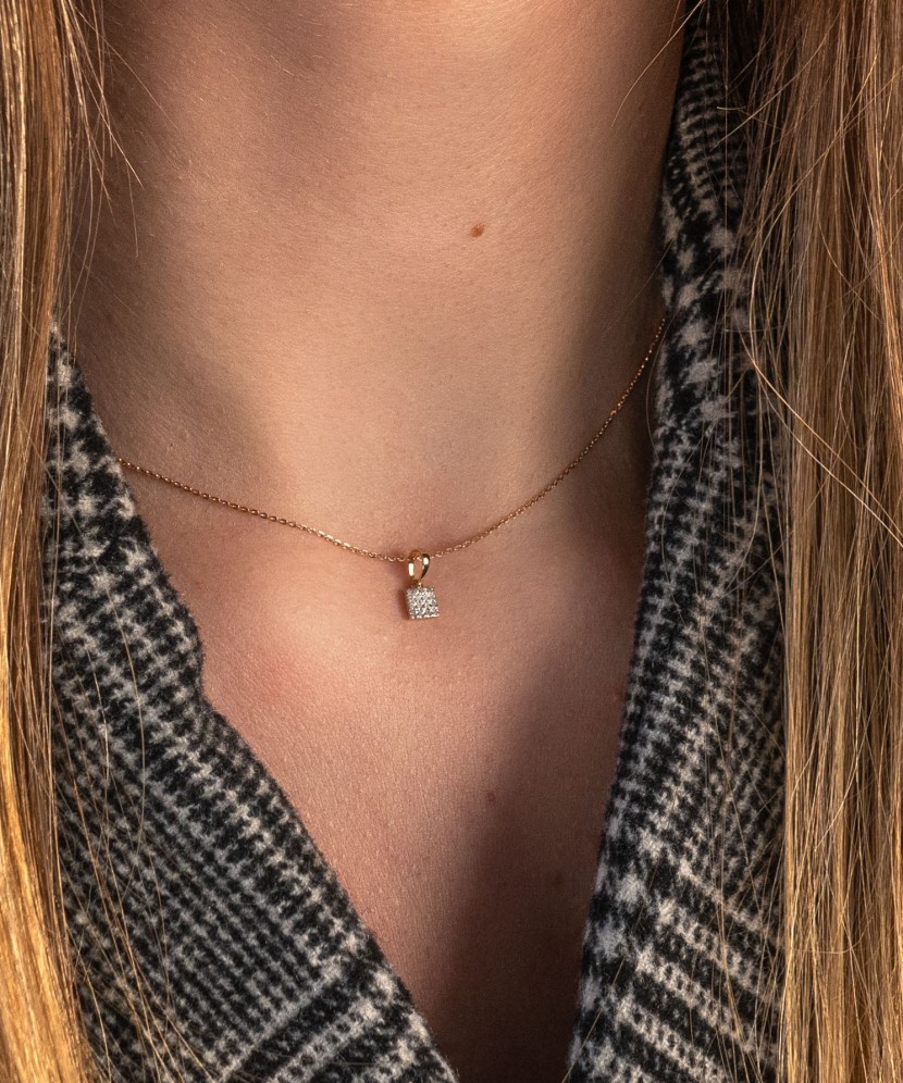 Kuldripats  teemantidega