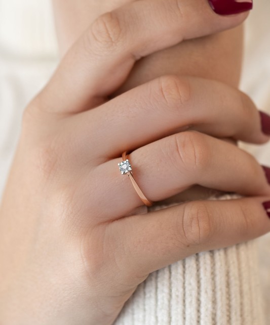 Kuldsõrmus Teemantidega