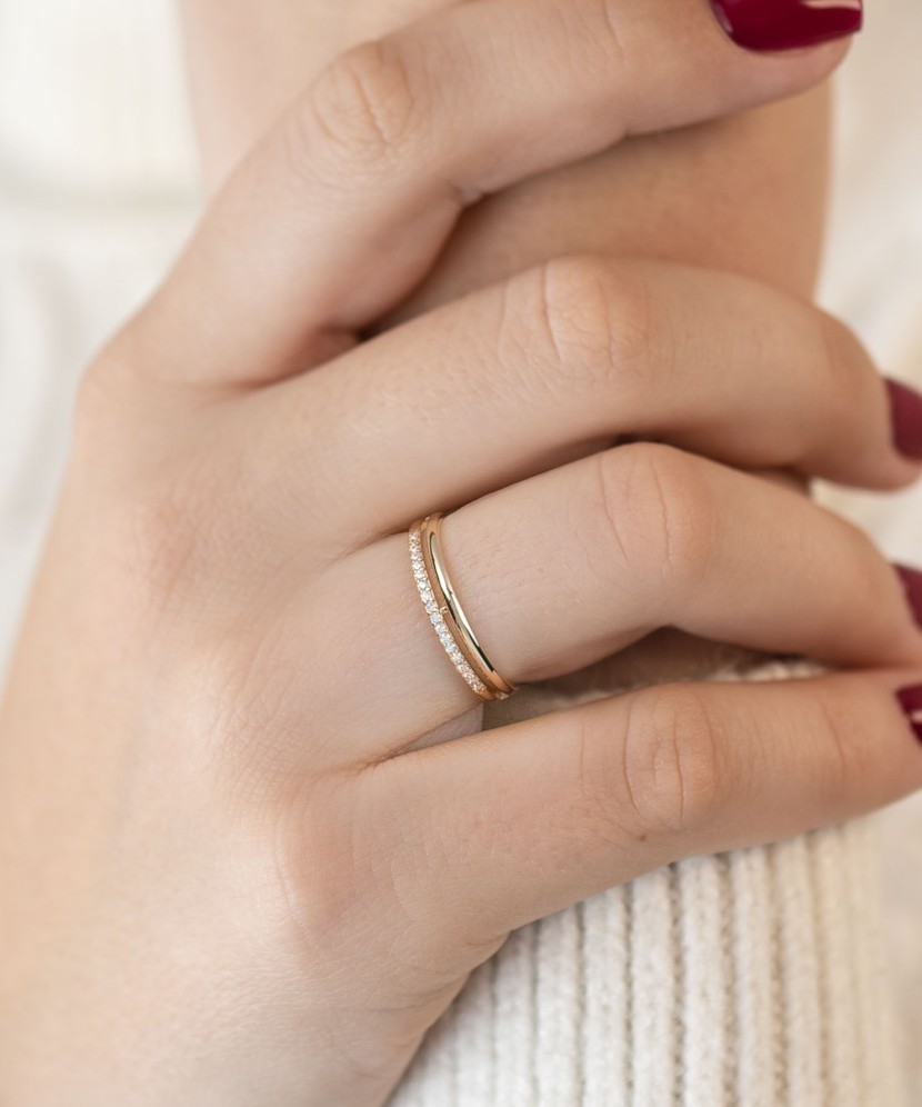 Золотое кольцо с цирконами