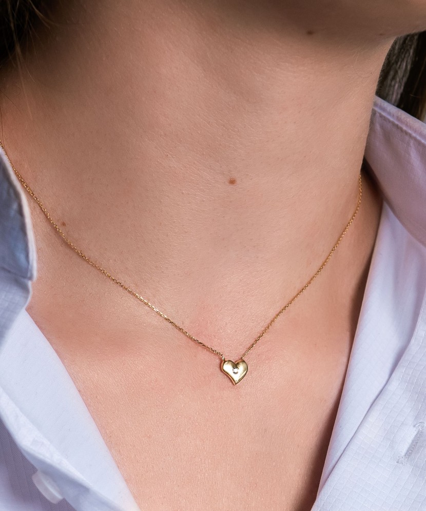 Kollase kuldkett Tsirkoonist Ripatsiga "süda"