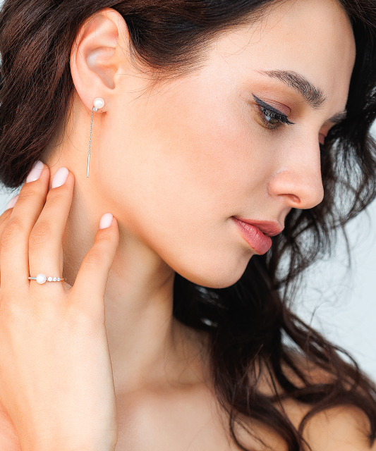 Hõbekõrvarõngad pärlite ja tsirkoonidega