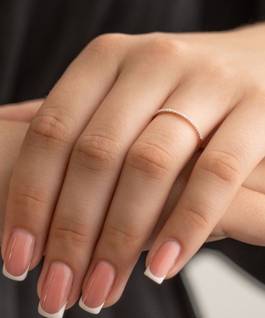 Kuldsõrmus briljantitega