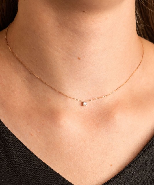 Kuldkett briljantripatsiga