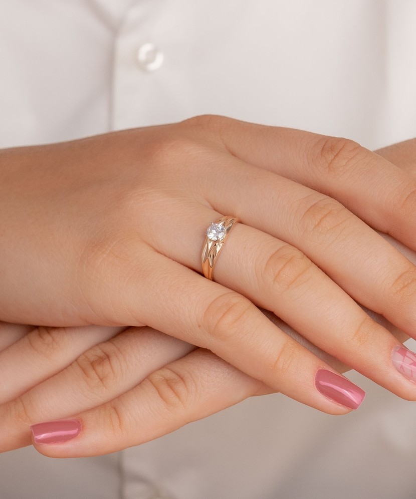 Kuldsõrmus tsirkooniga Goldinga T14201A172