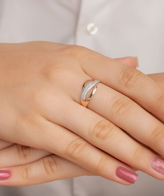 Kuldsõrmus tsirkoonidega Goldinga T142014935