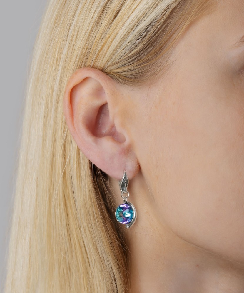 Sidabriniai auskarai su kristalais