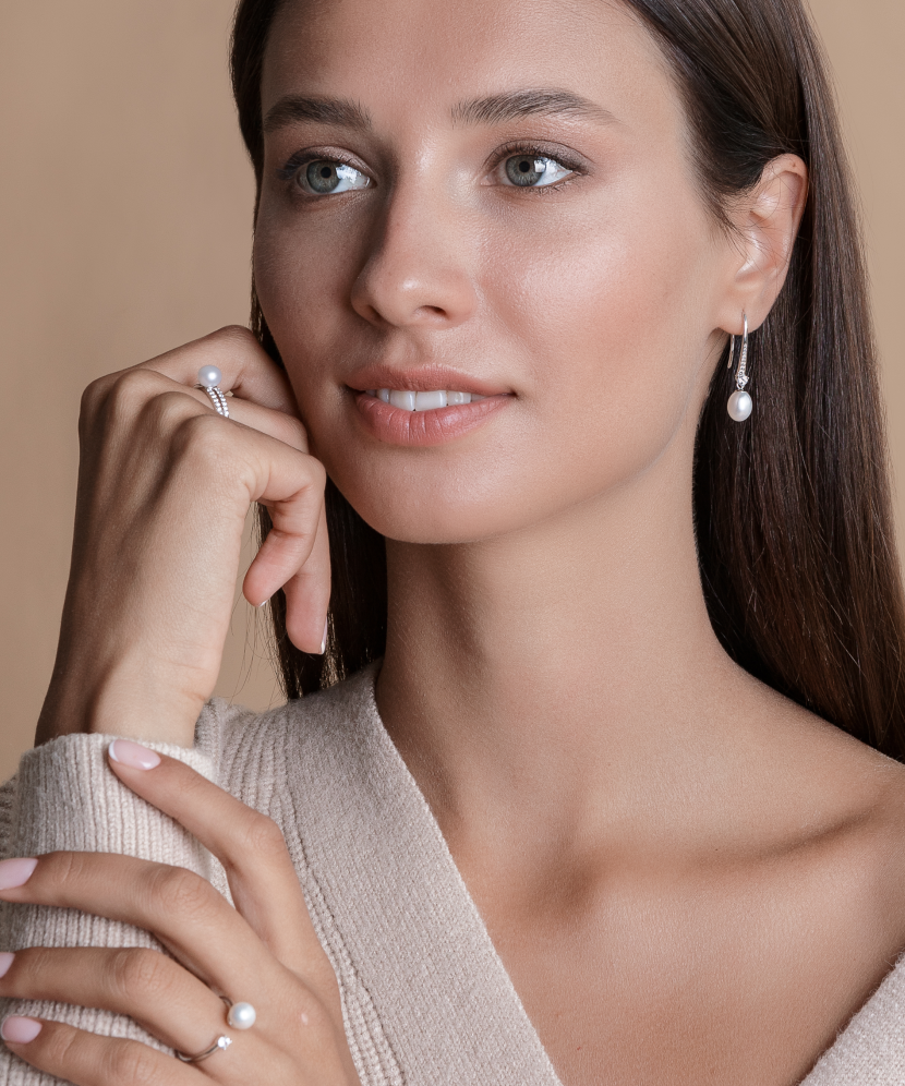 Серьги из серебра с жемчугом и цирконами