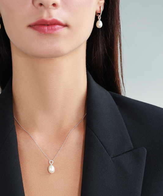 Hõbekett pärlitega pärlitega tsirkooniga