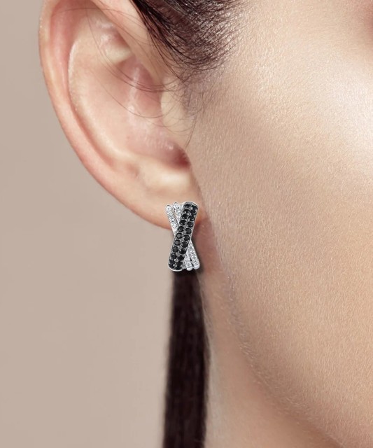 Hõbekõrvarõngad tsirkoonidega ja spinelliga