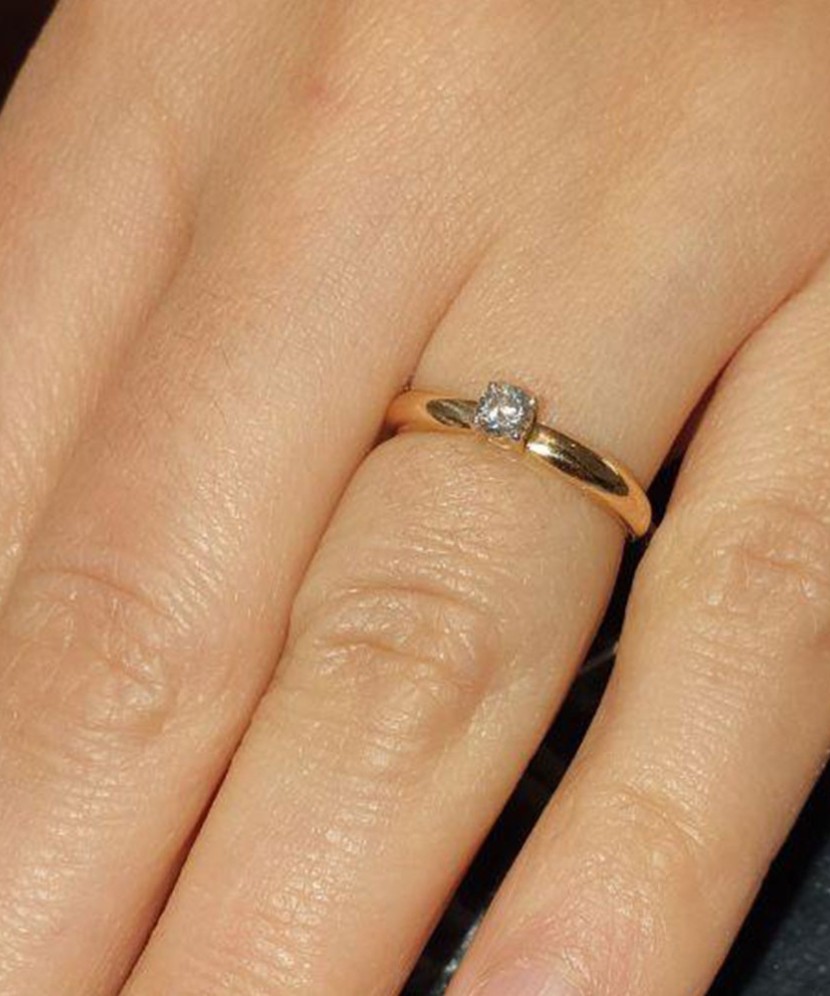 Kuldsõrmus kristalliga Goldinga T142017105