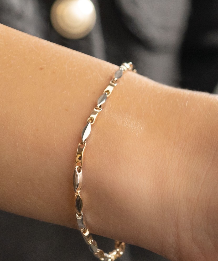 Золотой браслет