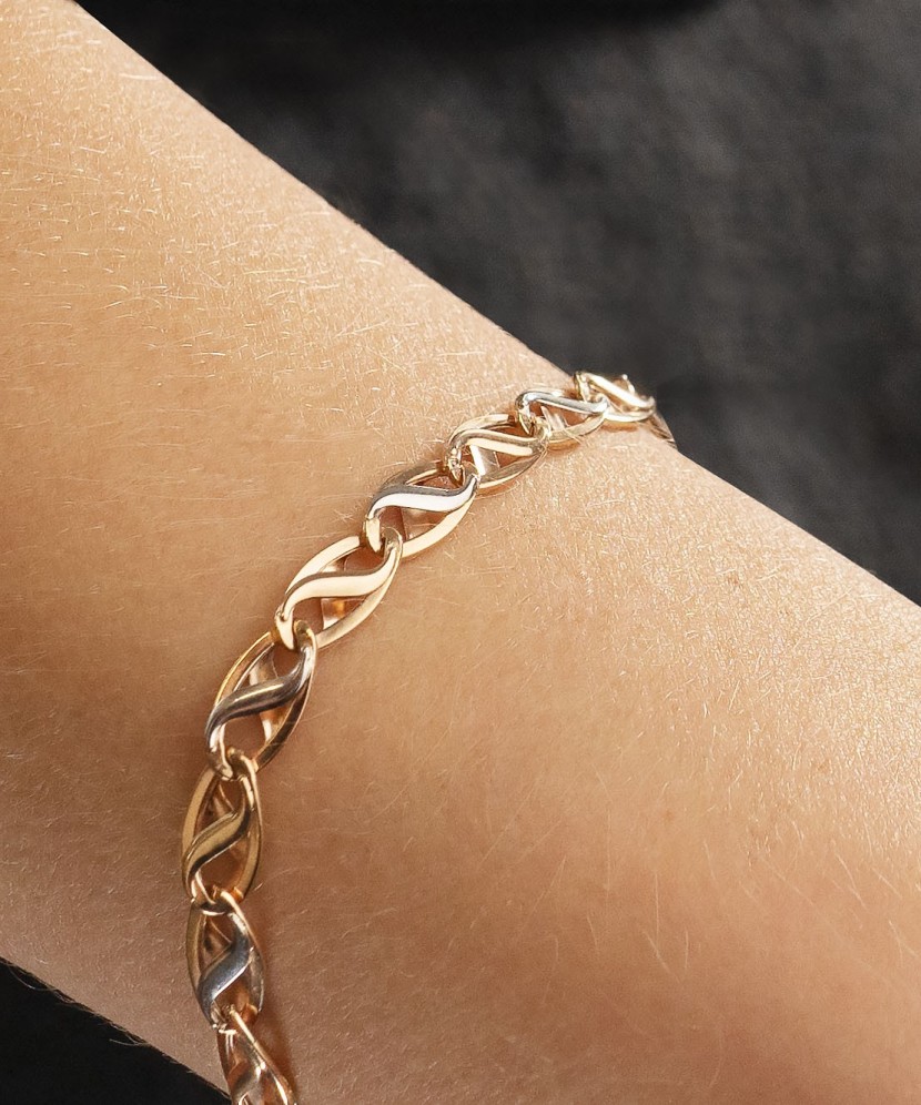 Kuldripats tsirkooniga "koolibri"