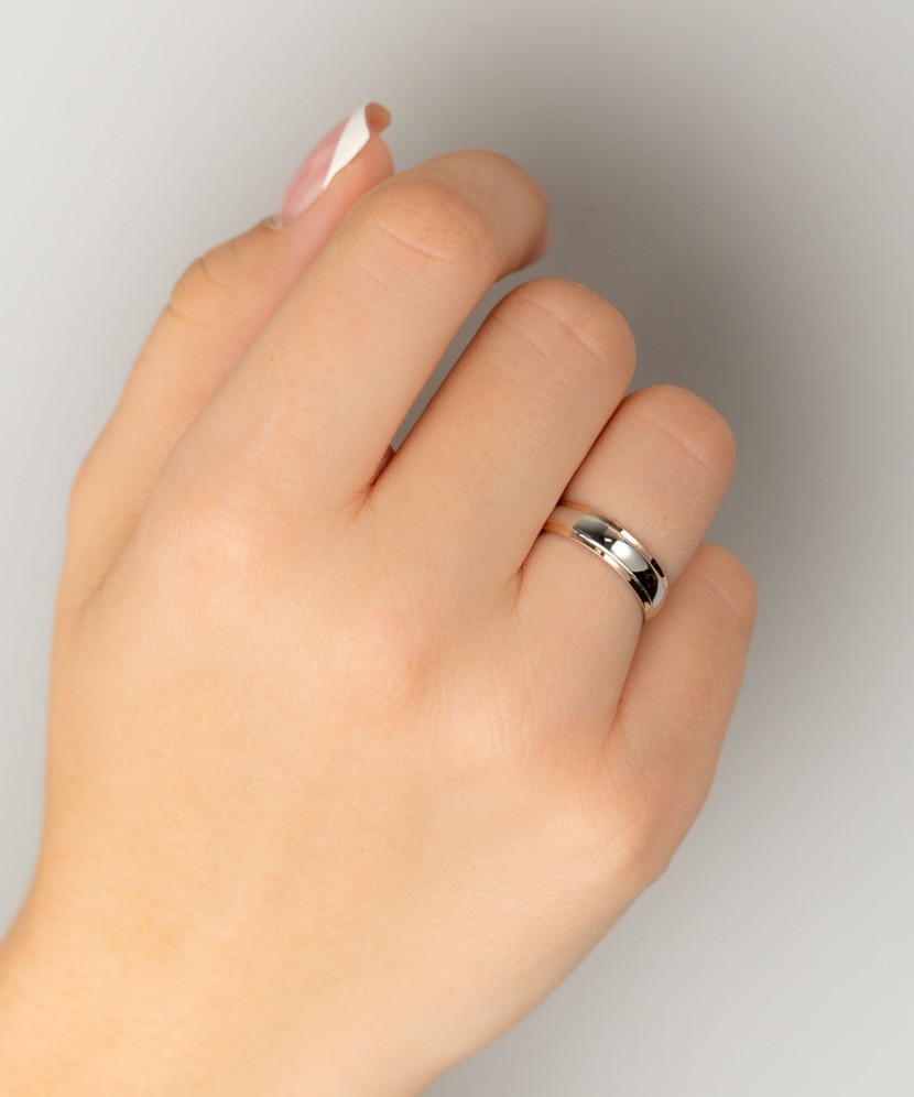 Hõbedast abielusõrmus kuldplaadiga