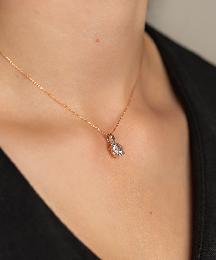 Kuldripats topaaside ja briljantidega