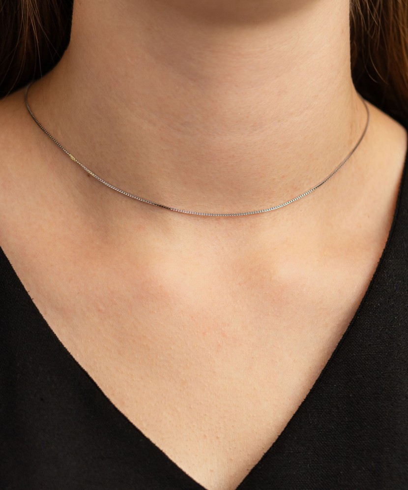 Valgest kullast kett "Box" 0.8mm