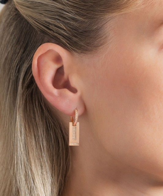 Kuldkõrvarõngad tsirkoonidega