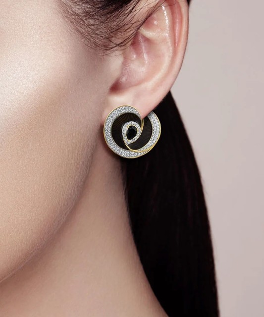 Kullatud Hõbedast kõrvarõngad tsirkoonide ja emailiga