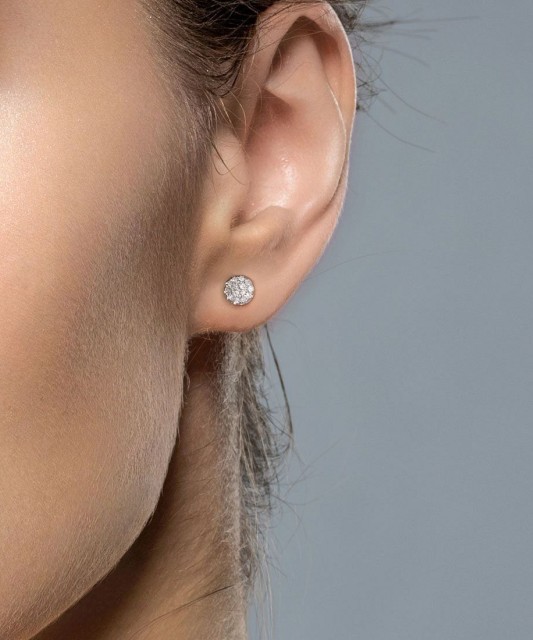 Kuldkõrvarõngad teemantidega