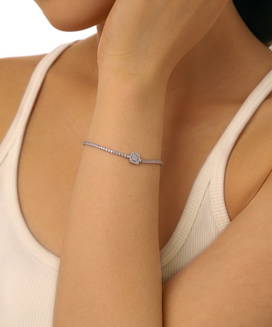 Серебряный браслет с цирконами