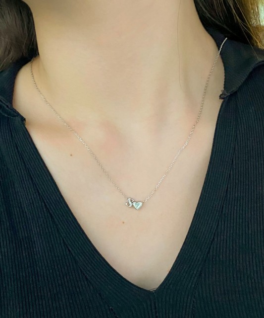 Hõbekett ripatsiga täht S