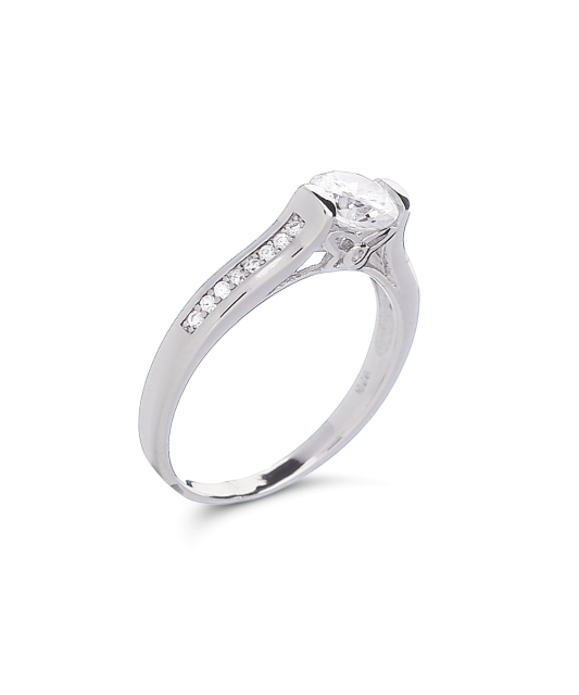 Серебряное кольцо с цирконами