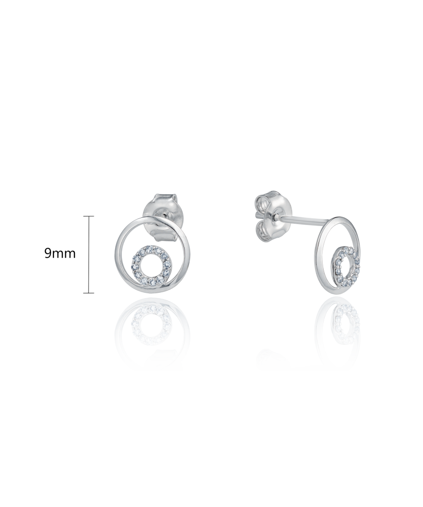 Valgest kullast kõrvarõngad briljantidega