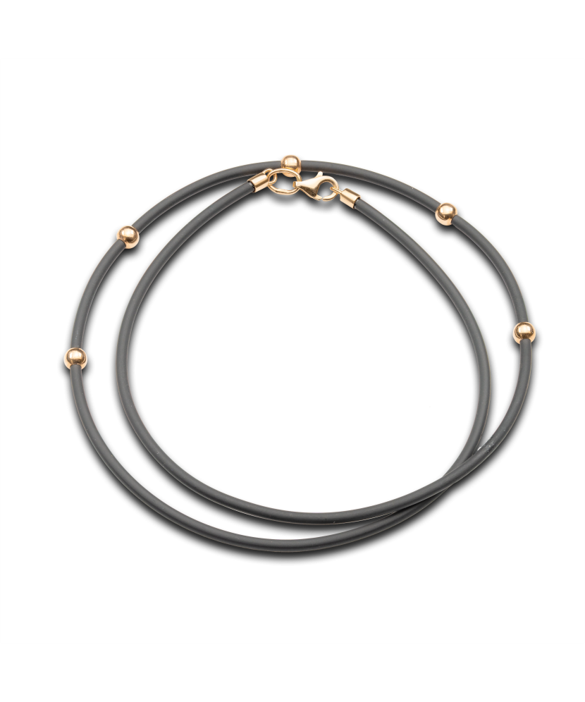 Шнурок из каучука с золотом