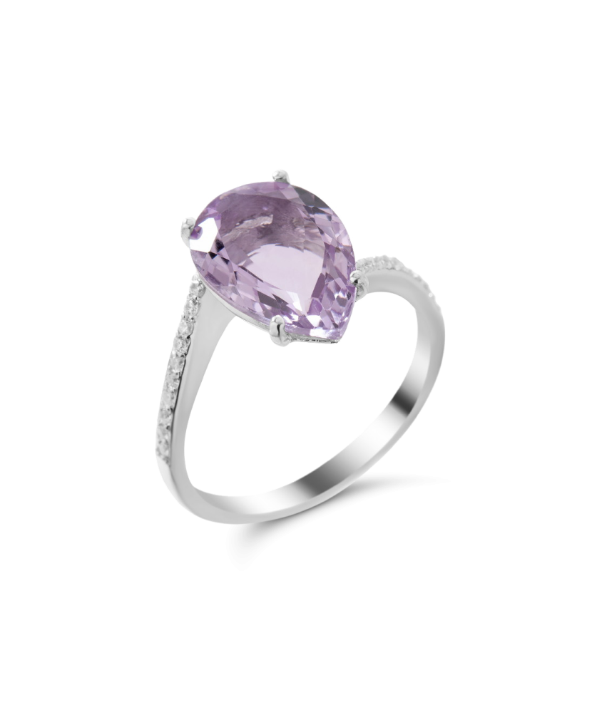 Серебряное кольцо с аметистом и цирконами