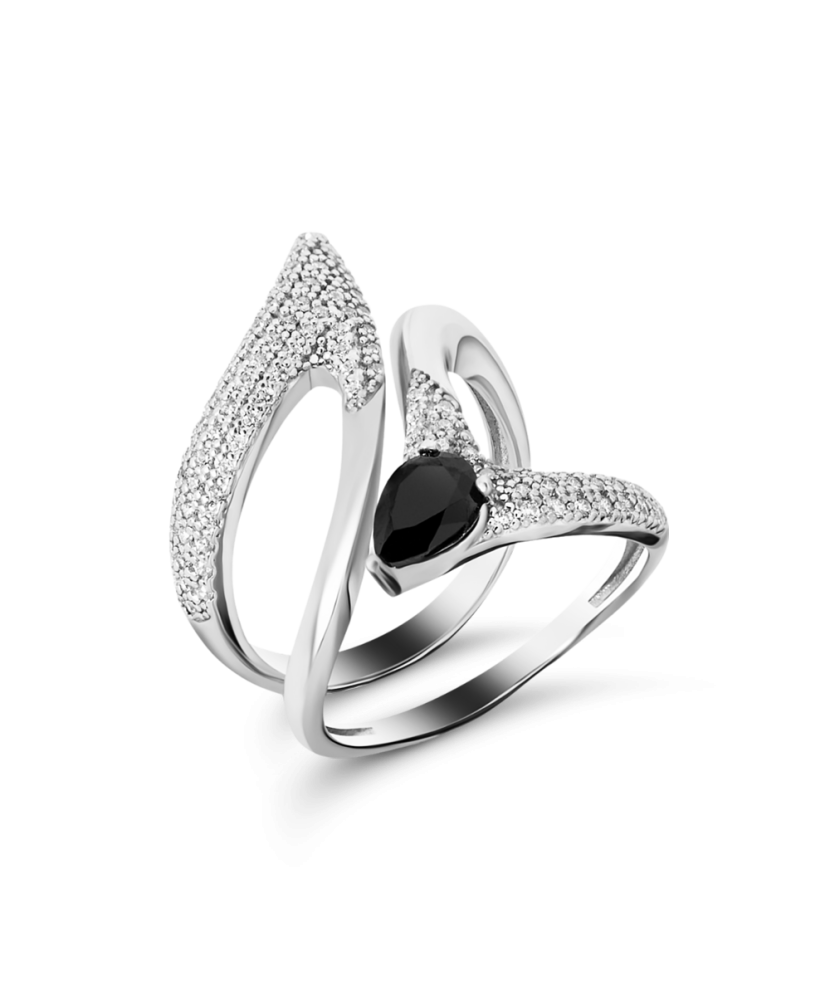 Серебряное кольцо с цирконами