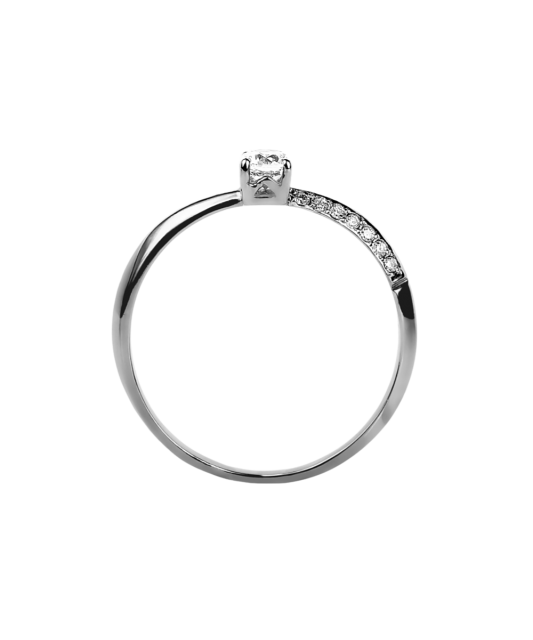 Кольцо из белого золота с цирконами