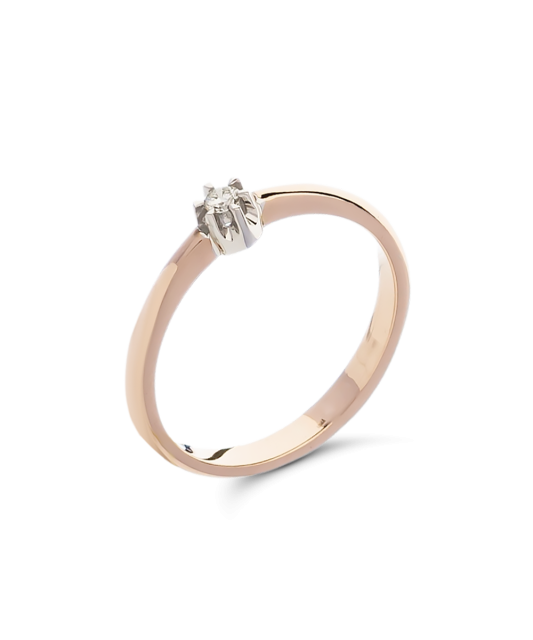 Золотое кольцо с бриллиантом