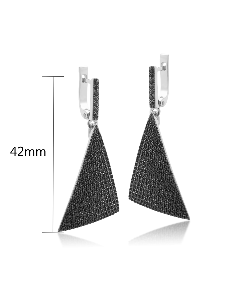 Серьги из серебра с цирконами