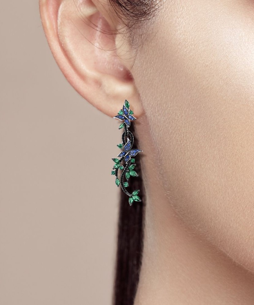 Hõbekõrvarõngad tsirkoonidega ja spinelliga