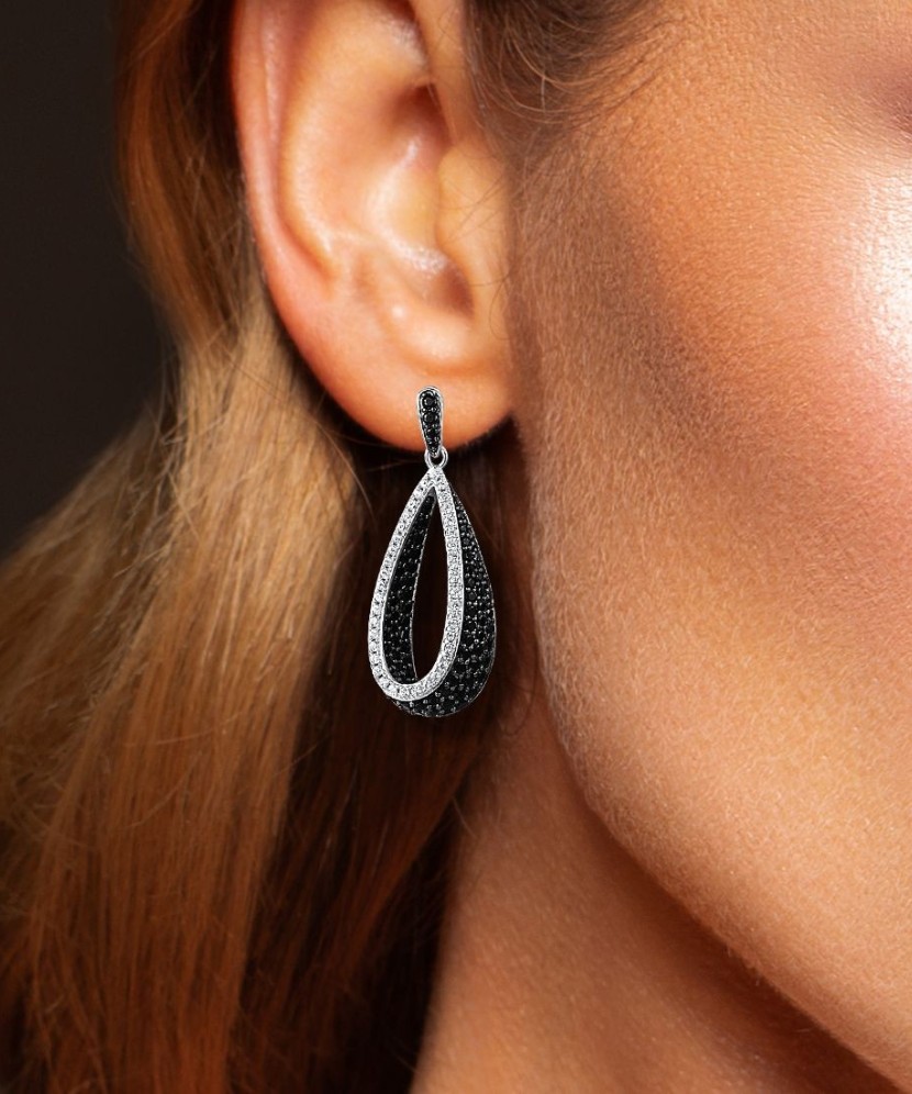 Hõbekõrvarõngad tsirkoonidega ja spinelliga