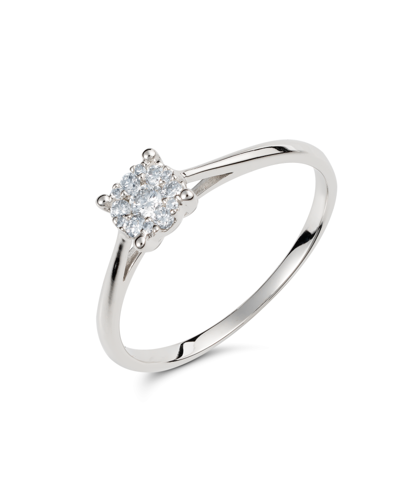 Valgest kullast sõrmus briljantidega