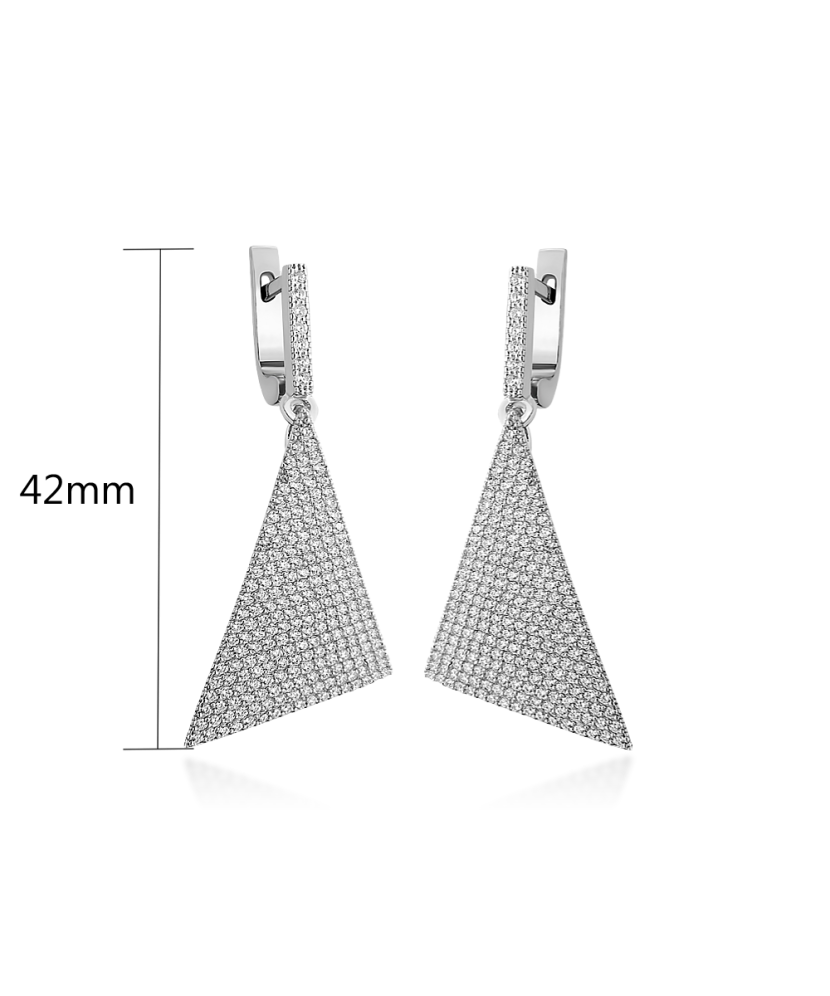 Серьги из серебра с цирконами