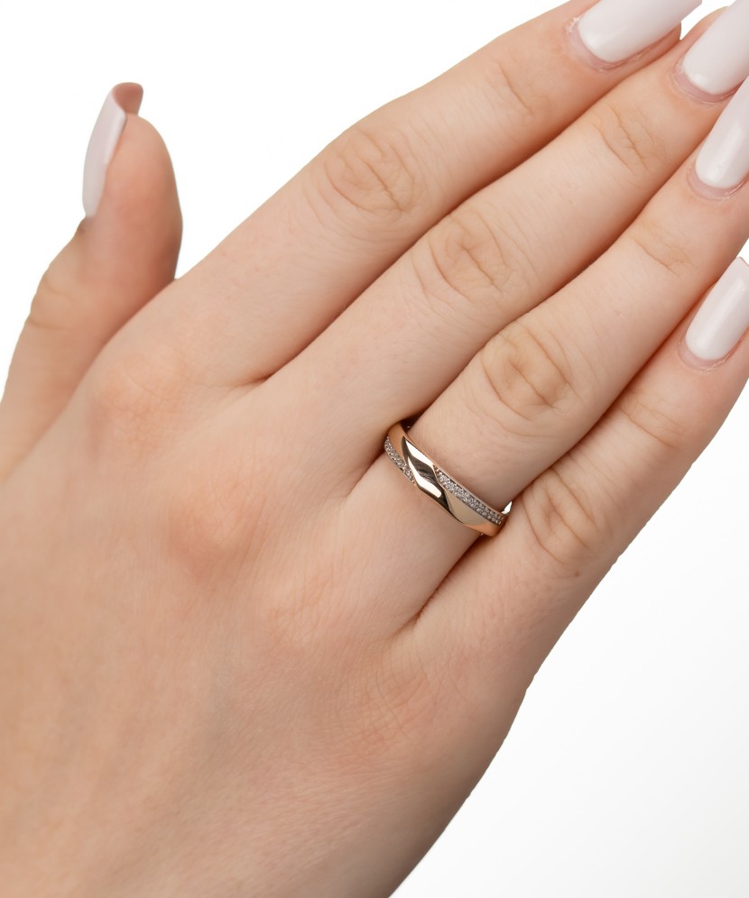 Kuldsõrmus tsirkoonidega Goldinga X6-X5ZR200511-WR